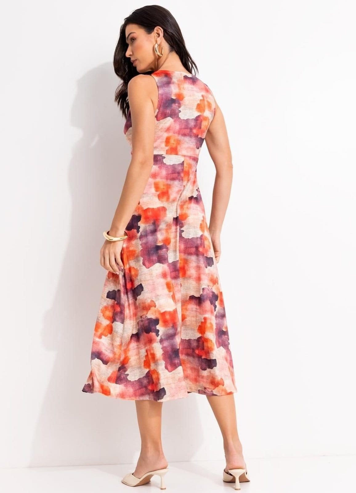 Vista 2 Vestido Em Malha Fria Abstrato Colorido Quintess bege