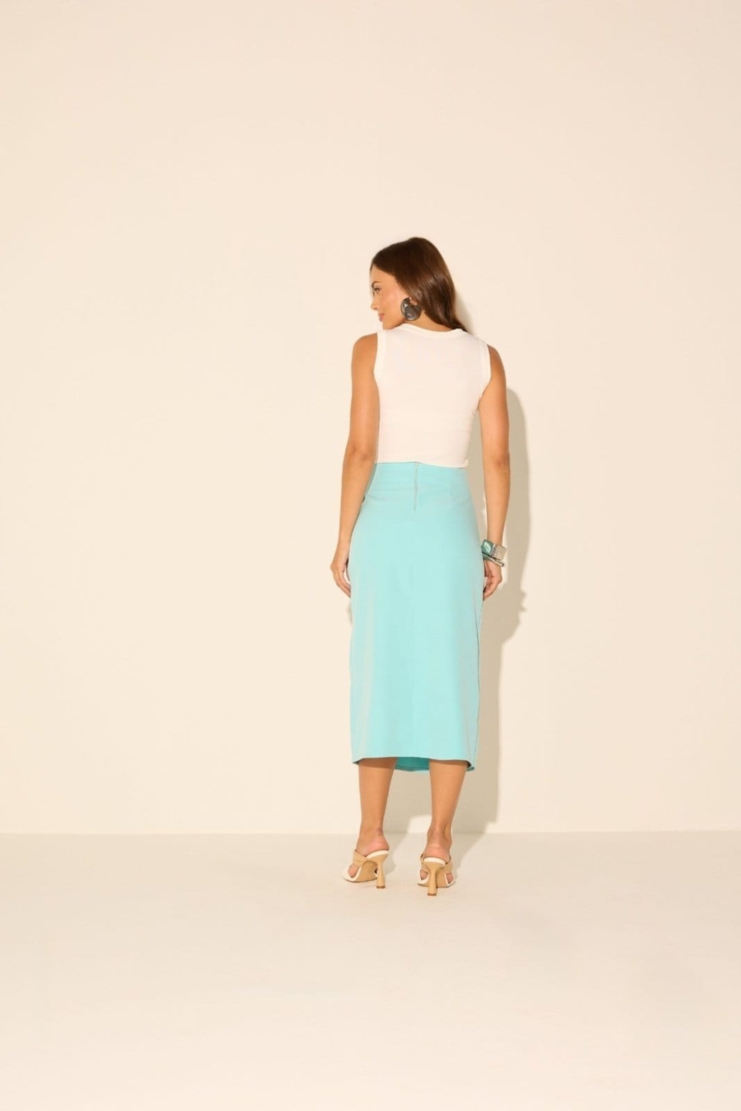 Vista 2 Saia Vanibele Midi Piscina Vanibele azul