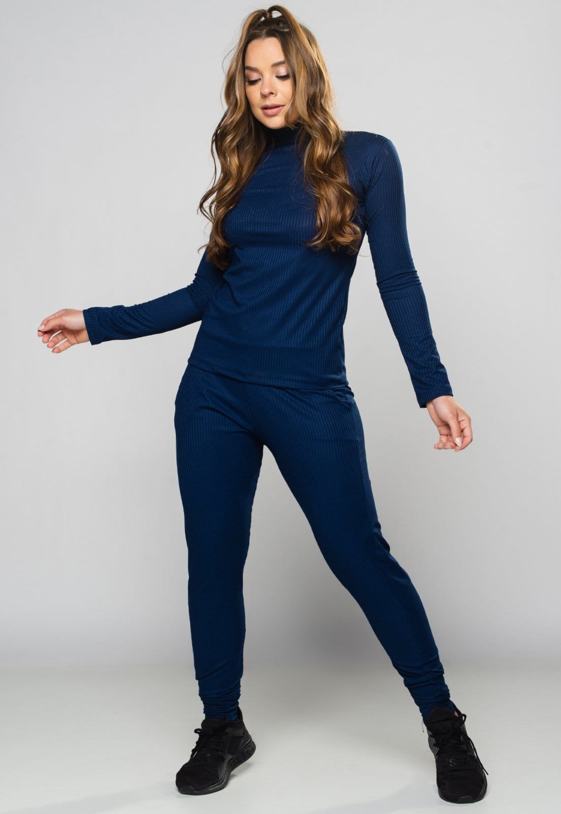 Conjunto MVB Modas Ribana Canelada Calça Jogger Cintura Alta e Blusa Gola Alta