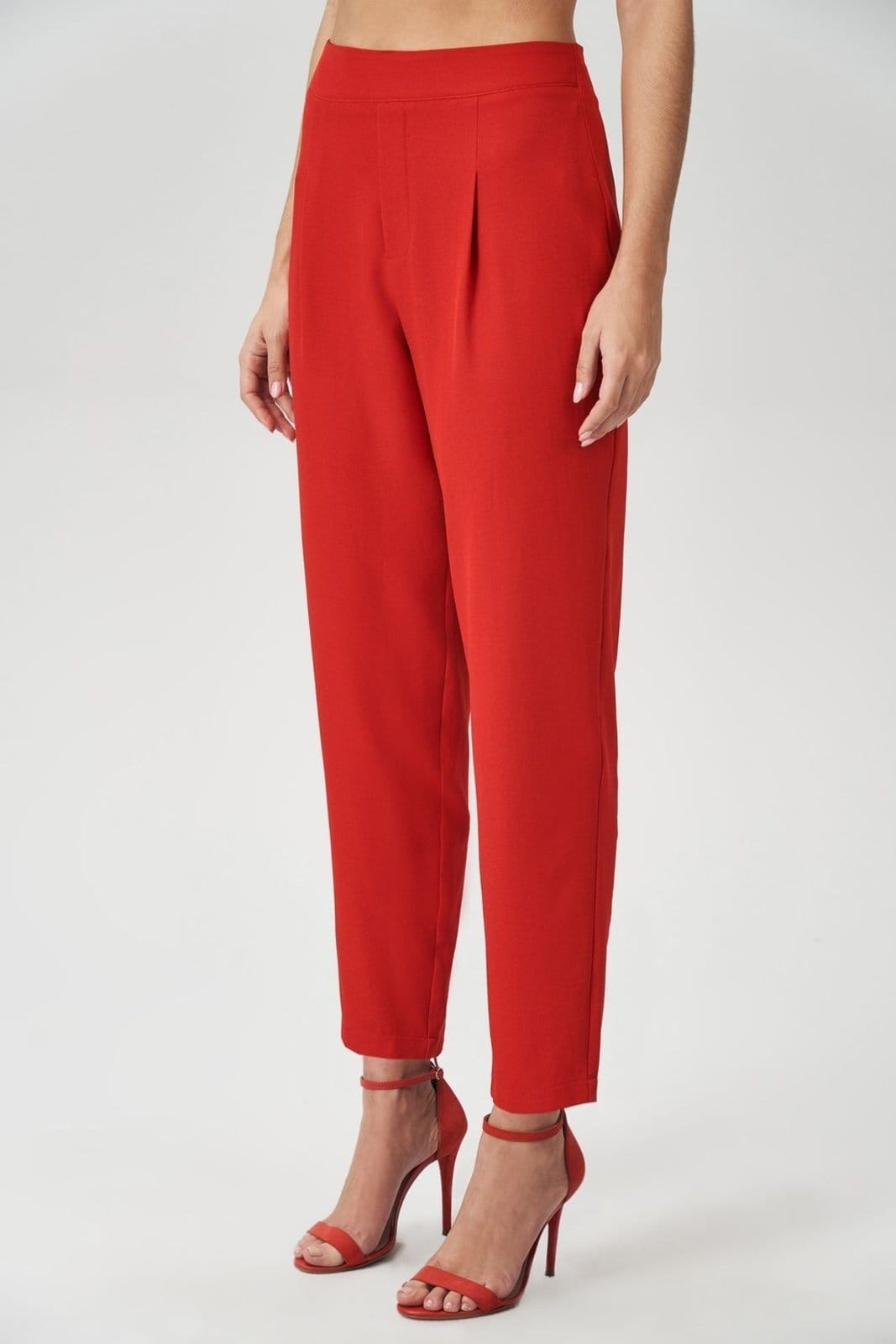 Calça Com Prega Feminina Acostamento