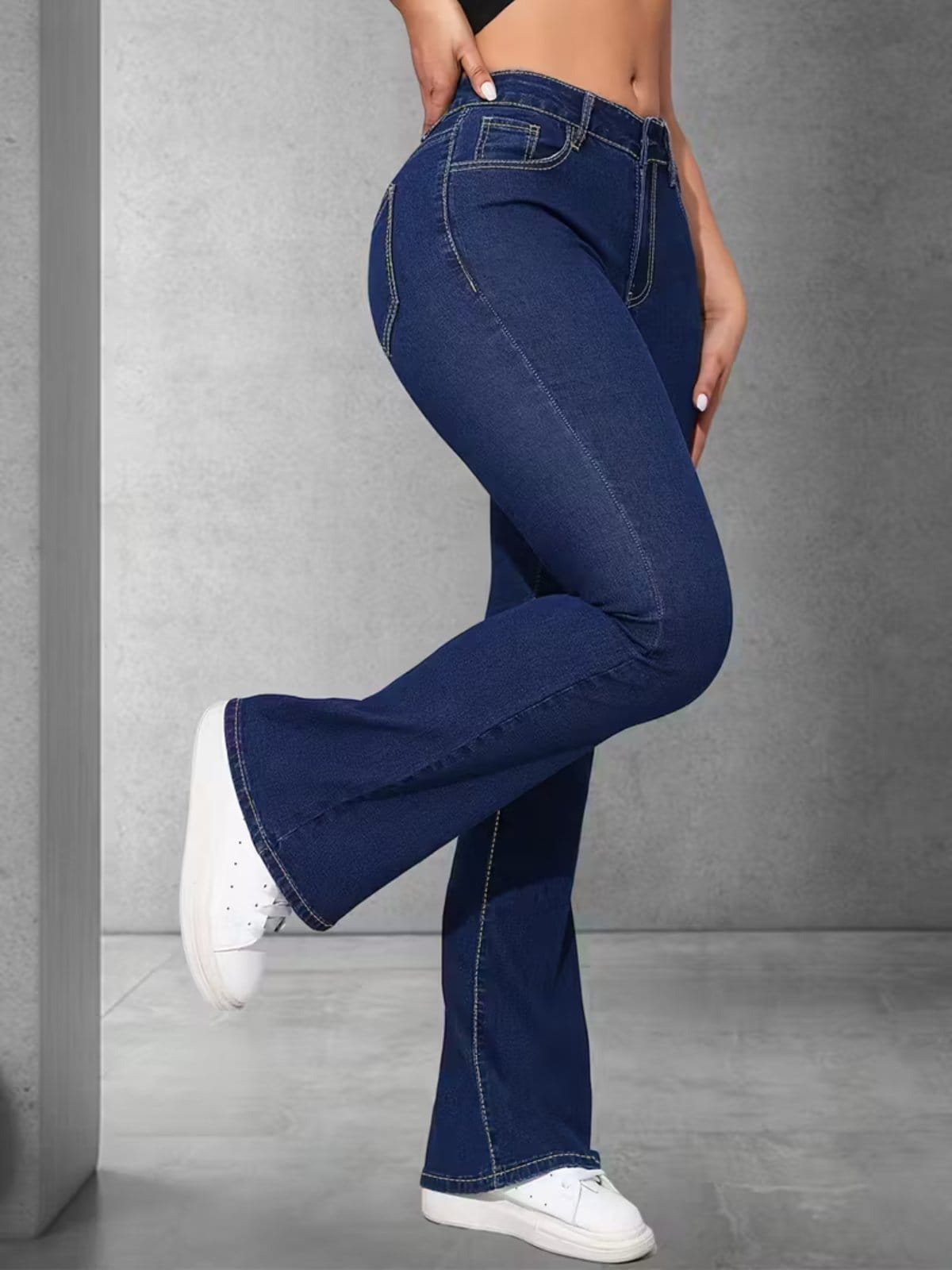 Calça Flare Jeans Feminina Alpha Street Wear Premium Com Elastano Cintura Alta Levanta Bumbum Estilo Gringa Escuro
