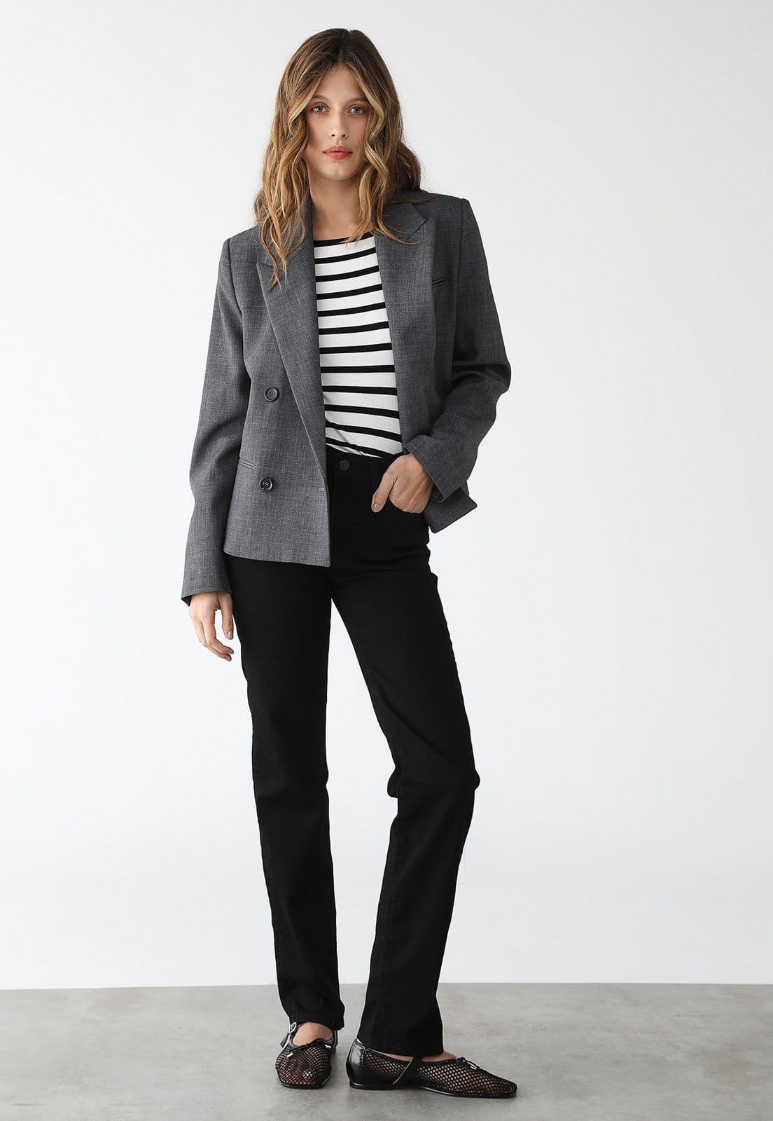 Vista 2 Calça Jeans Levis Reta 314 Shaping Preta Levis preto