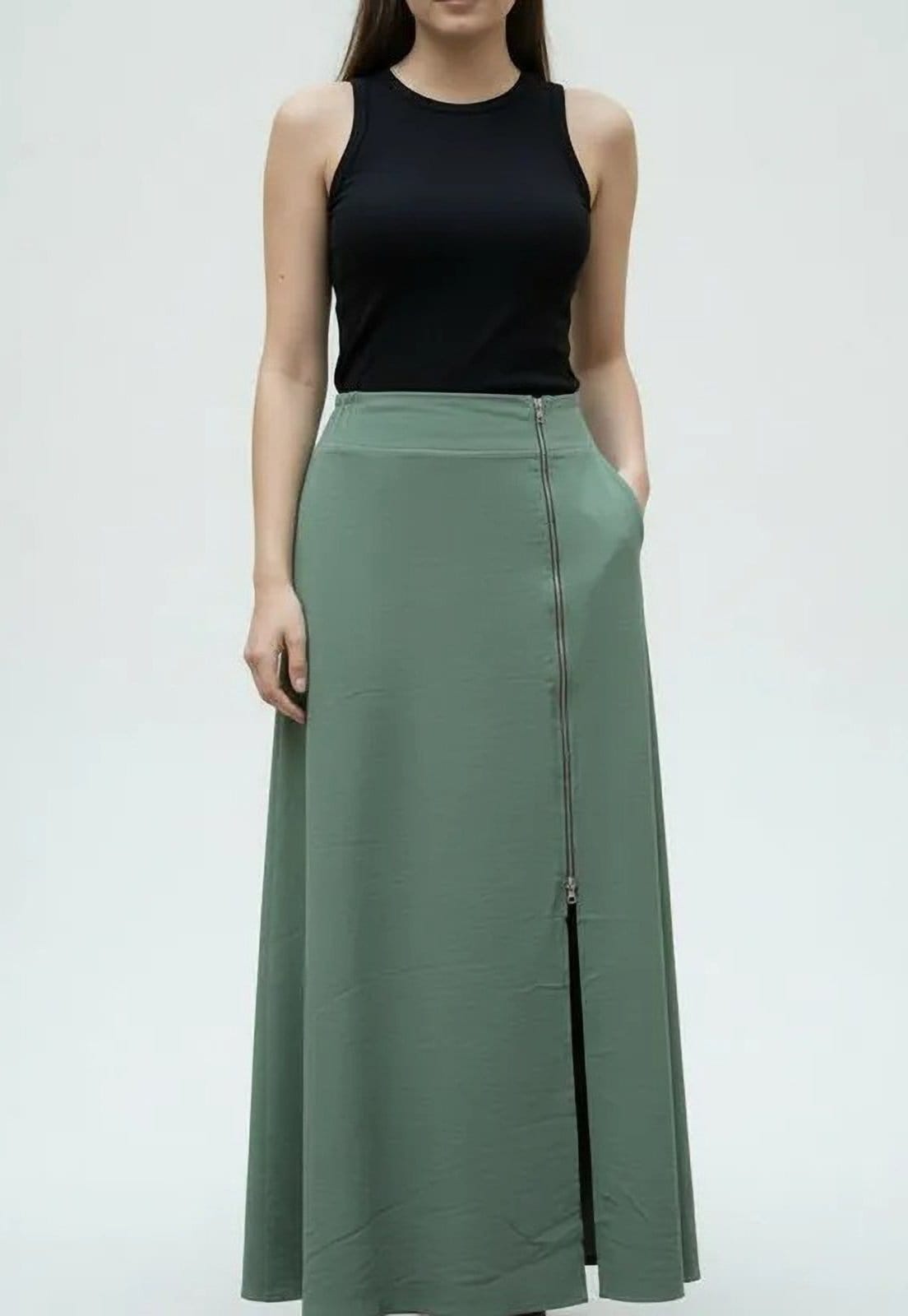 Vista 2 Saia Cabanafree Midi com Zíper Musgo Cabanafree verde