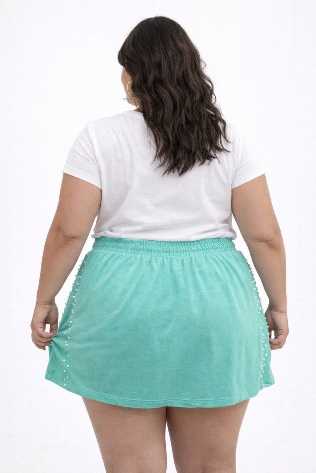 Vista 2 Shorts Saia Predilect’s Malha Premium com Pérolas Summer Body bege/verde