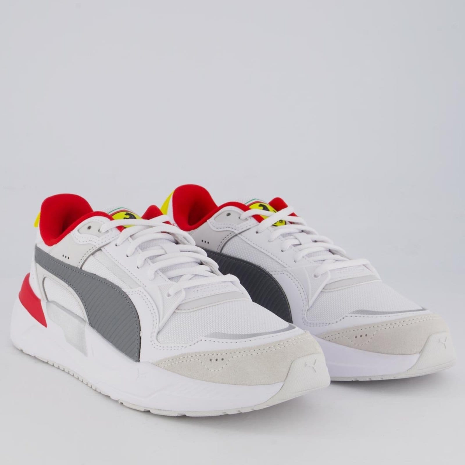 Vista 2 Tênis Puma Scuderia Ferrari Trinity 2 Puma branco