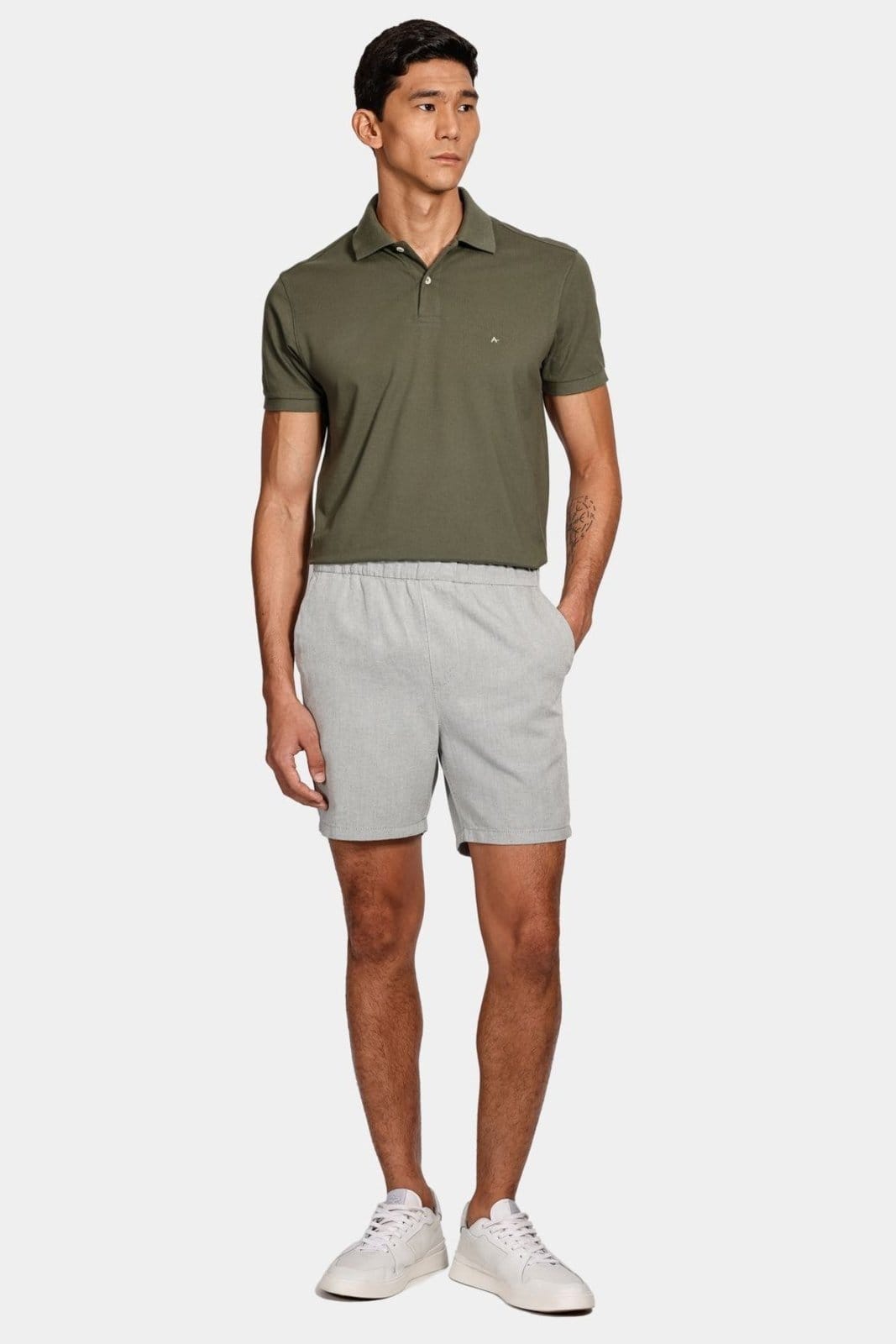 Vista 2 Bermuda Aramis Com Elástico Color Verde Militar Aramis incolor verde