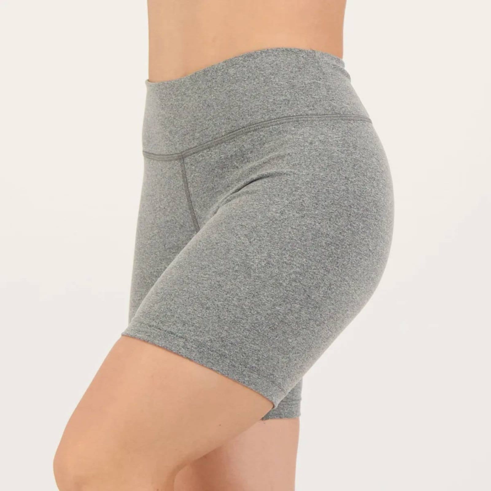 Vista principal Bermuda Fila Flat Life II Feminina Claro Fila cinza