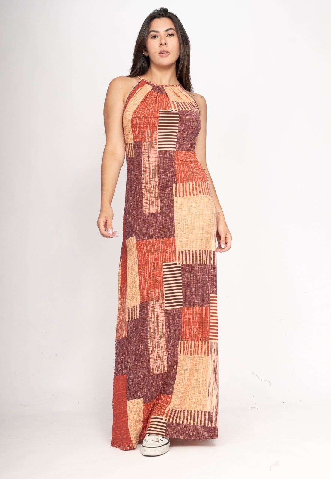 Vista 2 Vestido Amaoznia Vital Longo Eirapuã Malha Trapézio Tramas do Sol Amazonia Vital estampado