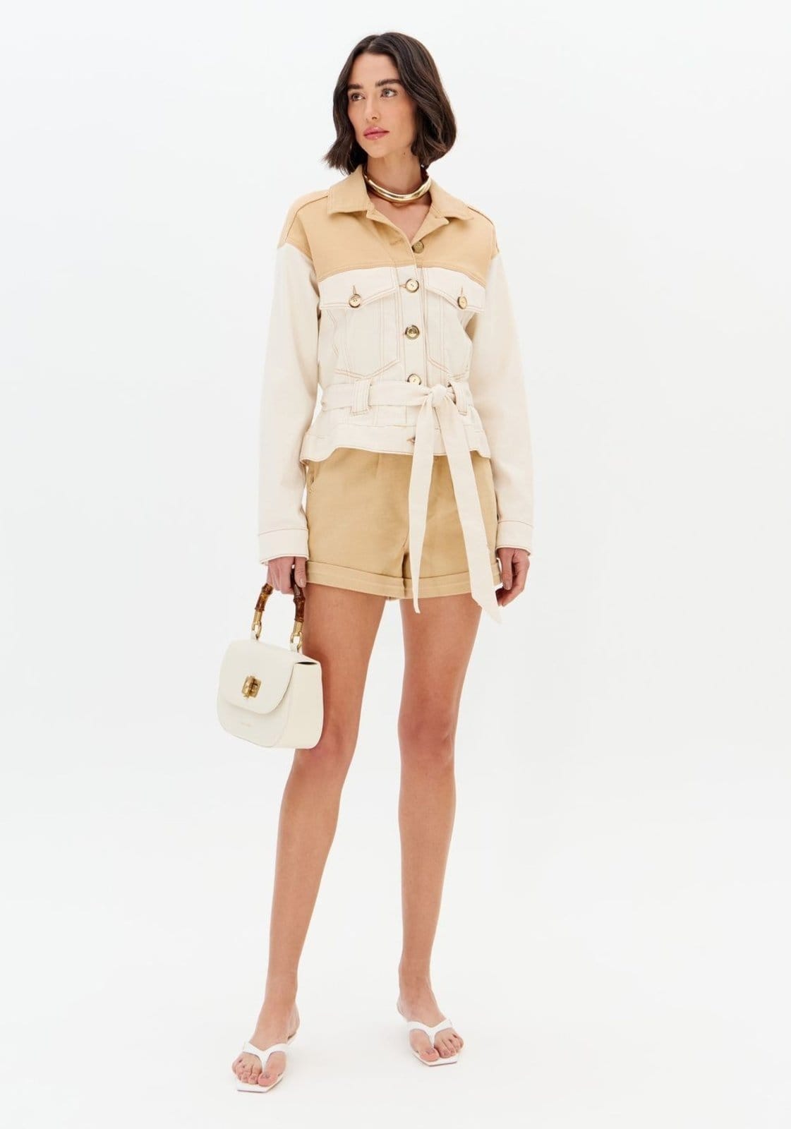 Vista principal Short Sarja Clochard Cintura Super Alta Lança Perfume bege