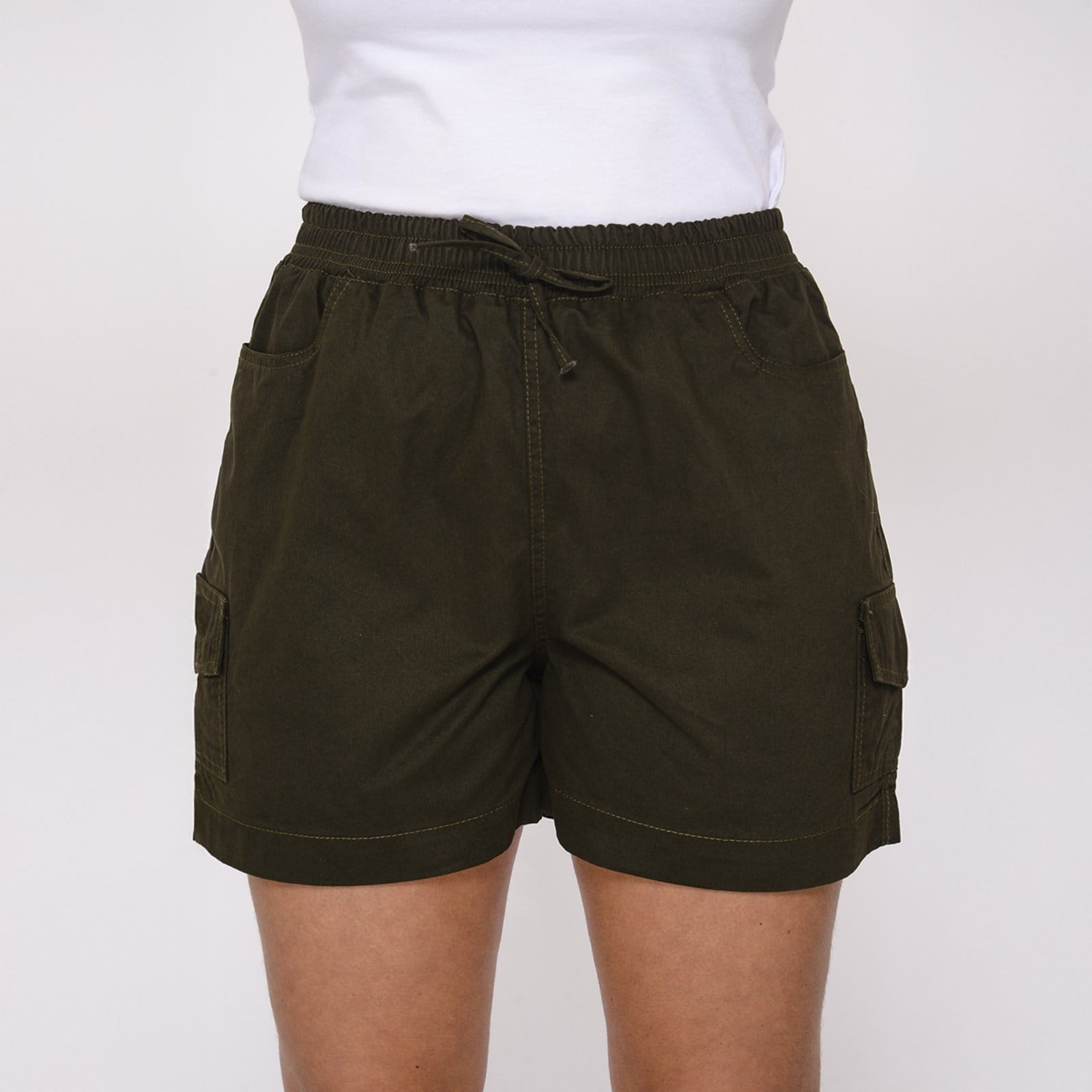Vista 2 Shorts Cargo Feminino de Algodão Conforto e Estilo Casual Cintura Elástica Bolsos Laterais Macaw verde/verde militar/verde oliva verde