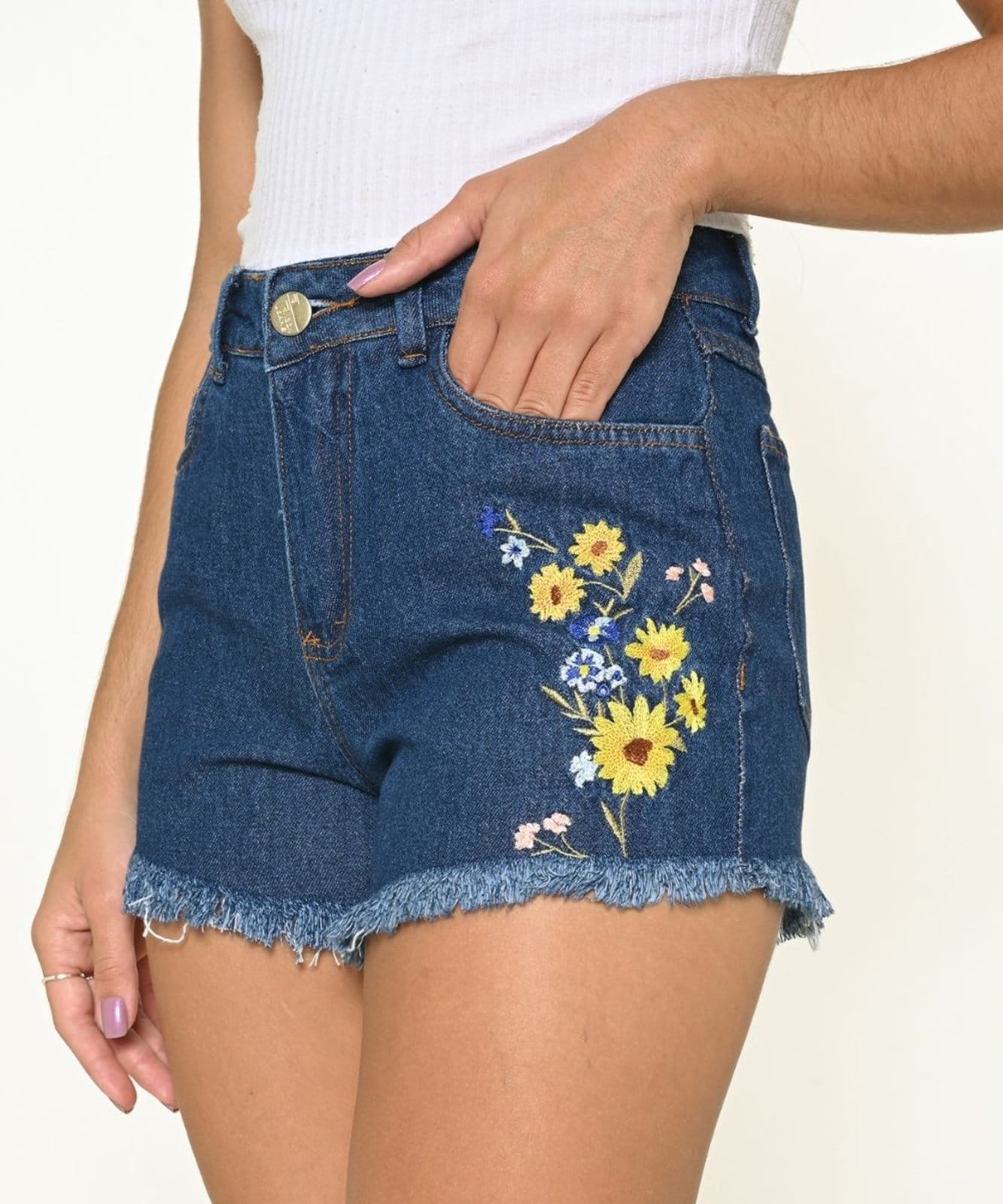 Shorts Feminino Jeans Boyfriend Com Bordado Super Stone