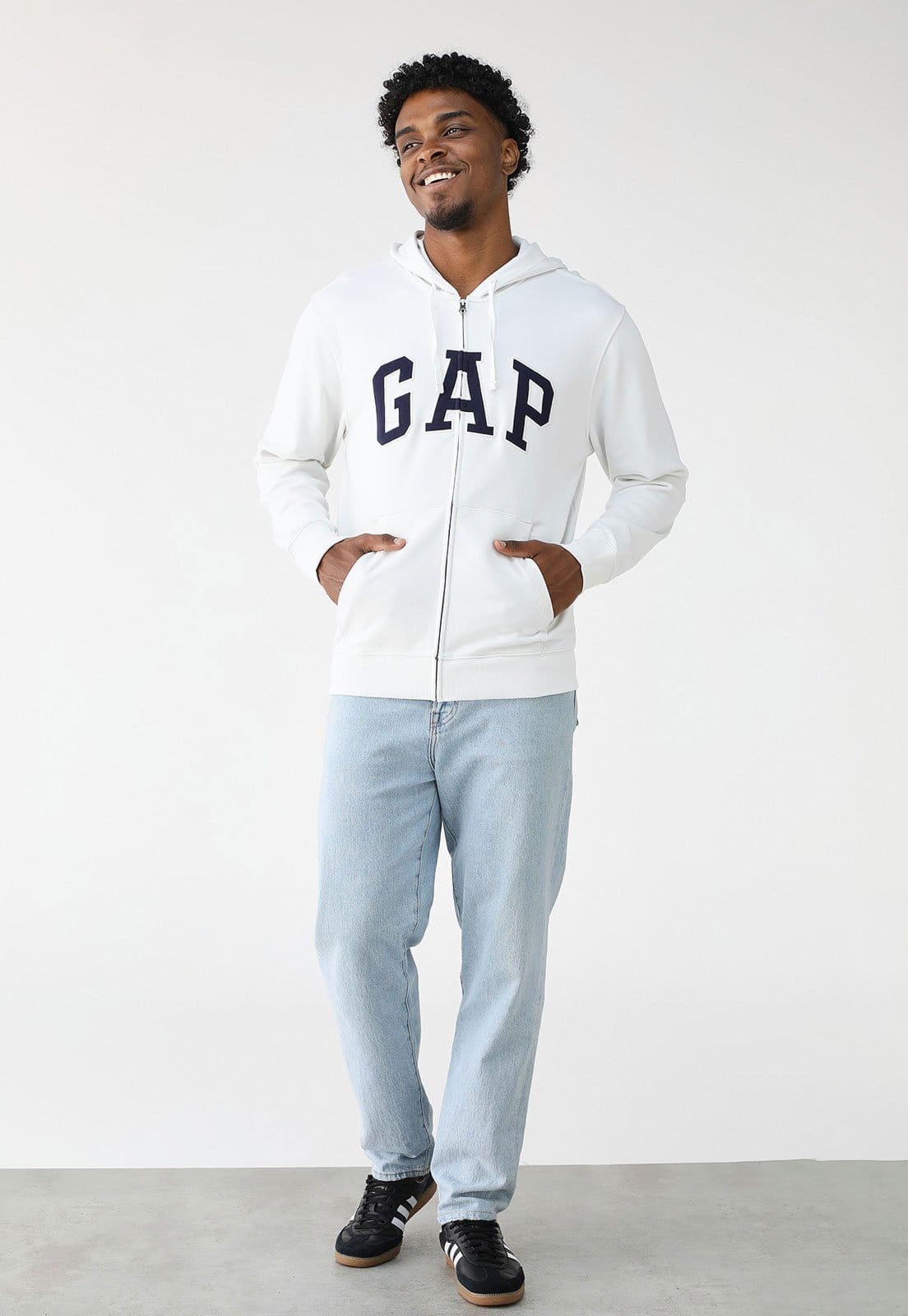 Vista 2 Blusa de Moletinho Aberta GAP Reta Logo Estampado Com Capuz Branca GAP branco