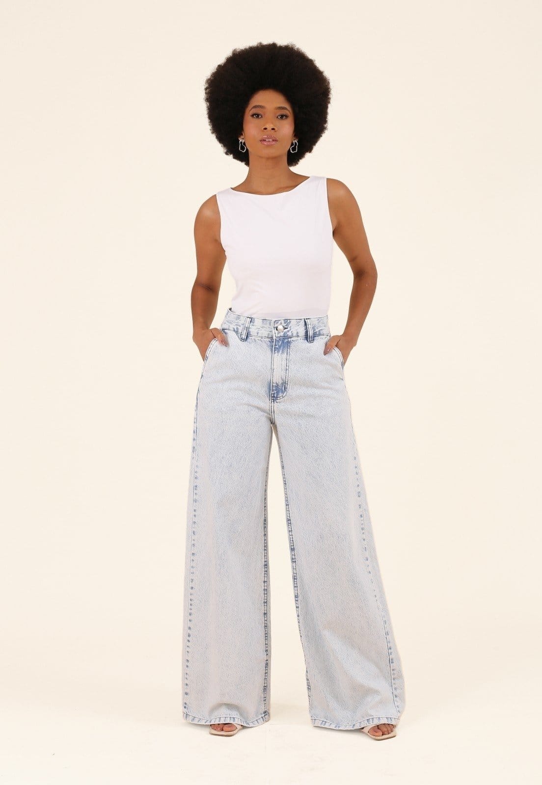 Vista principal Calça Pop Me Jeans Wide Leg Bolso-Faca Médio Pop Me azul