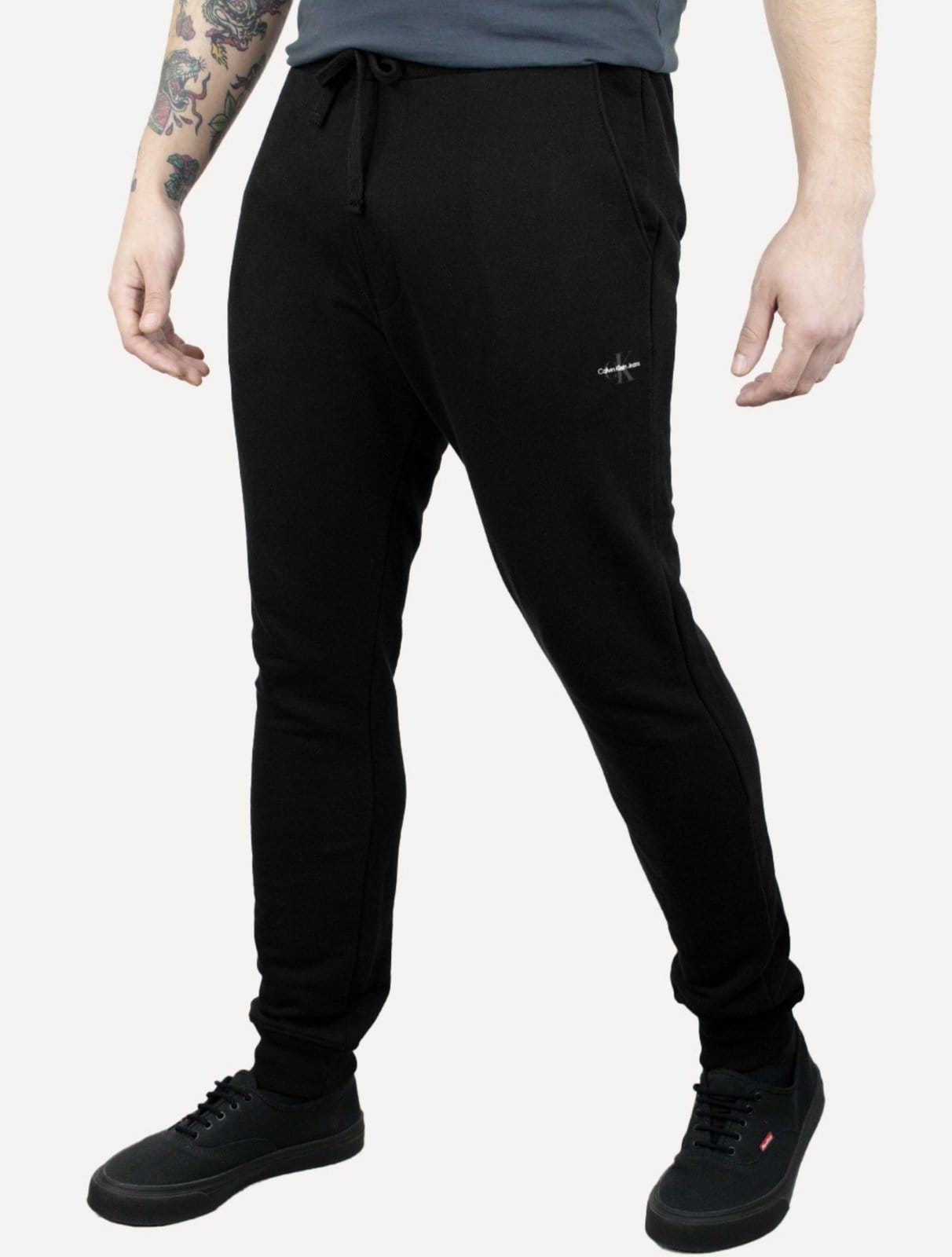 Calça Calvin Klein Jeans Masculina Moletom Re Issue Logo Preta