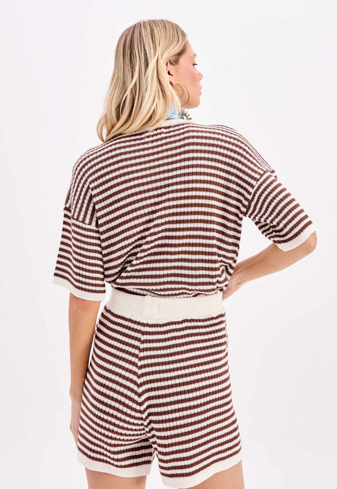 Vista 2 Short Tricot My Favorite Reto Listrado Off-White My Favorite off-white white