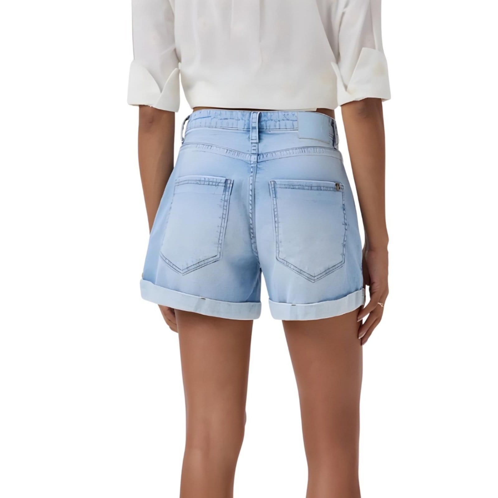 Vista 2 Shorts Boyfriend Claro Flor de Lis jeans