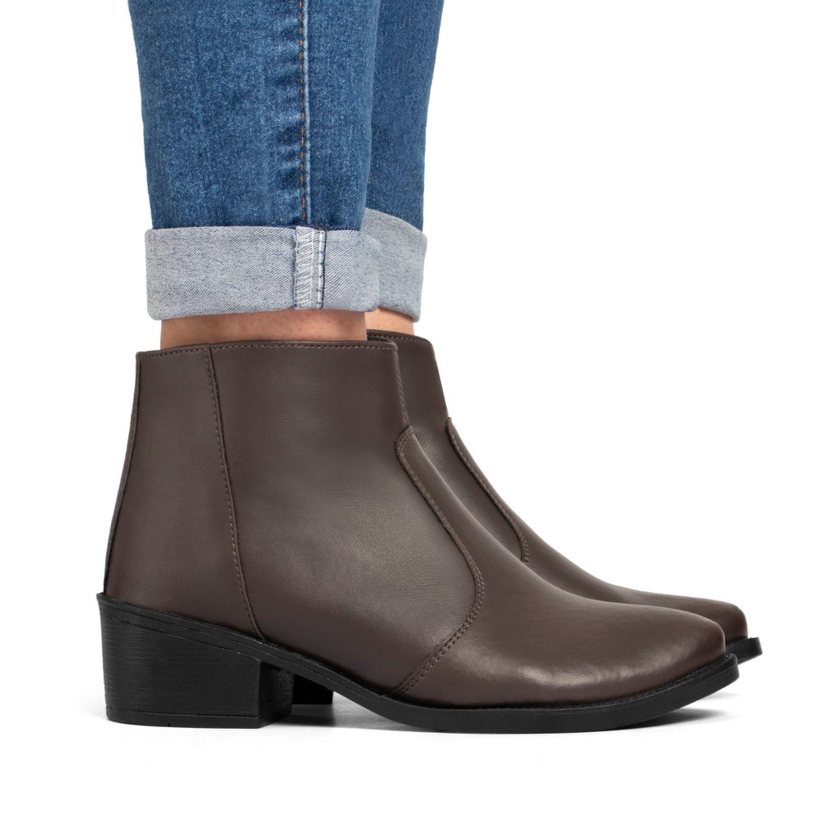 Vista 2 Bota Bredeni Feminina Cano Curto Zíper Lateral Confortável BREDENI café