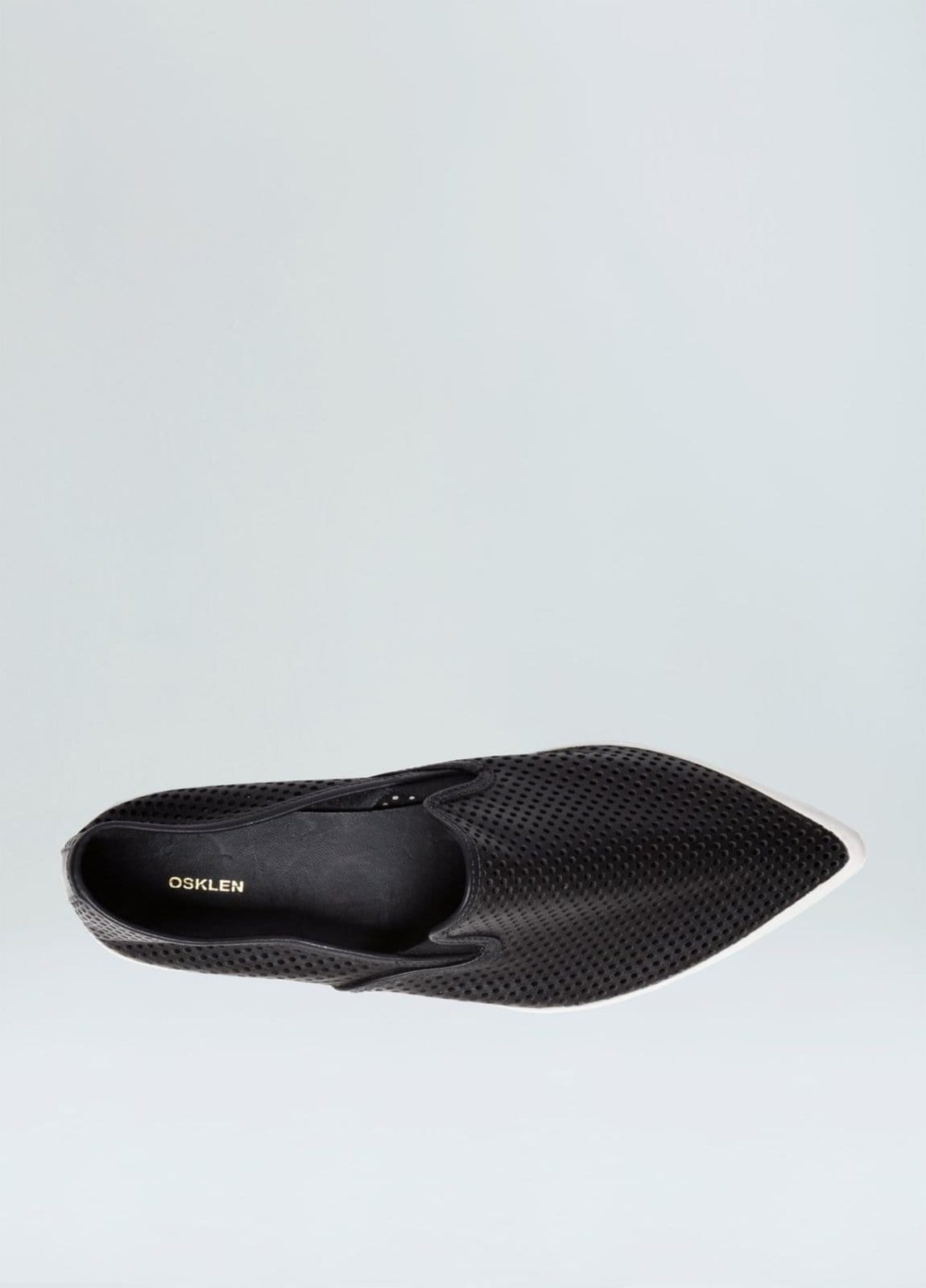 Vista 2 Tênis vidigal slip on microfuros Osklen preto