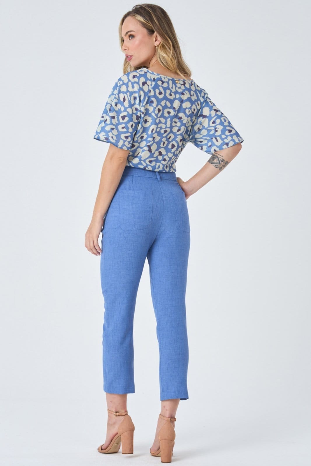 Vista principal Calça PKS Alfaiataria Capri PKS azul