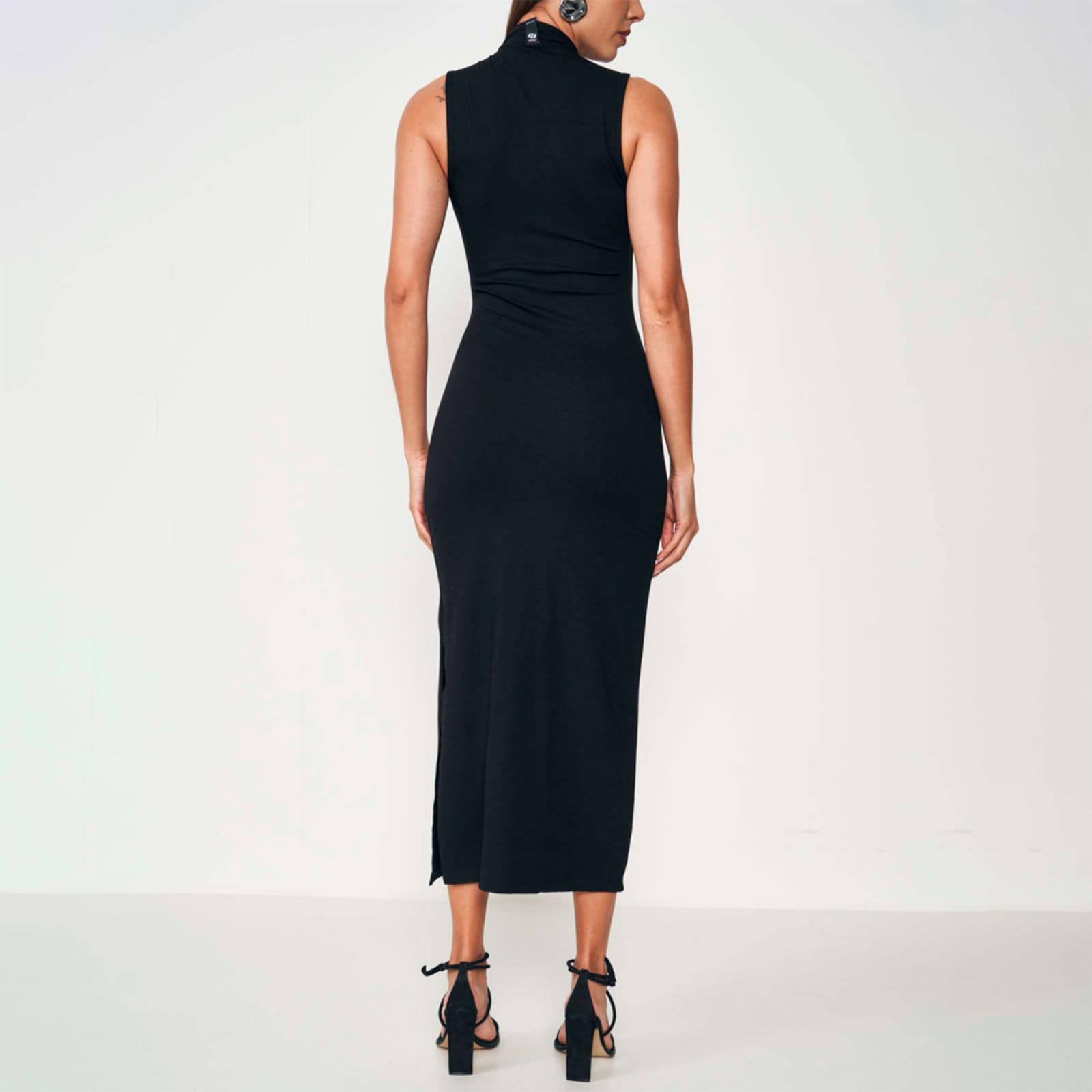 Vista 2 Vestido Midi Colcci Slim Ou25 Feminino Colcci preto