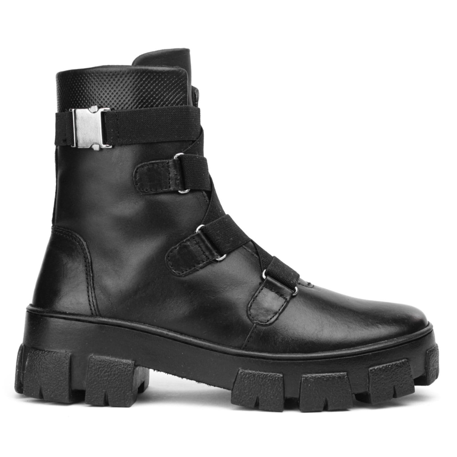 Coturno Couro Militar Feminino Solado Tratorado Cano Médio Elásticos Ajustáveis Casual