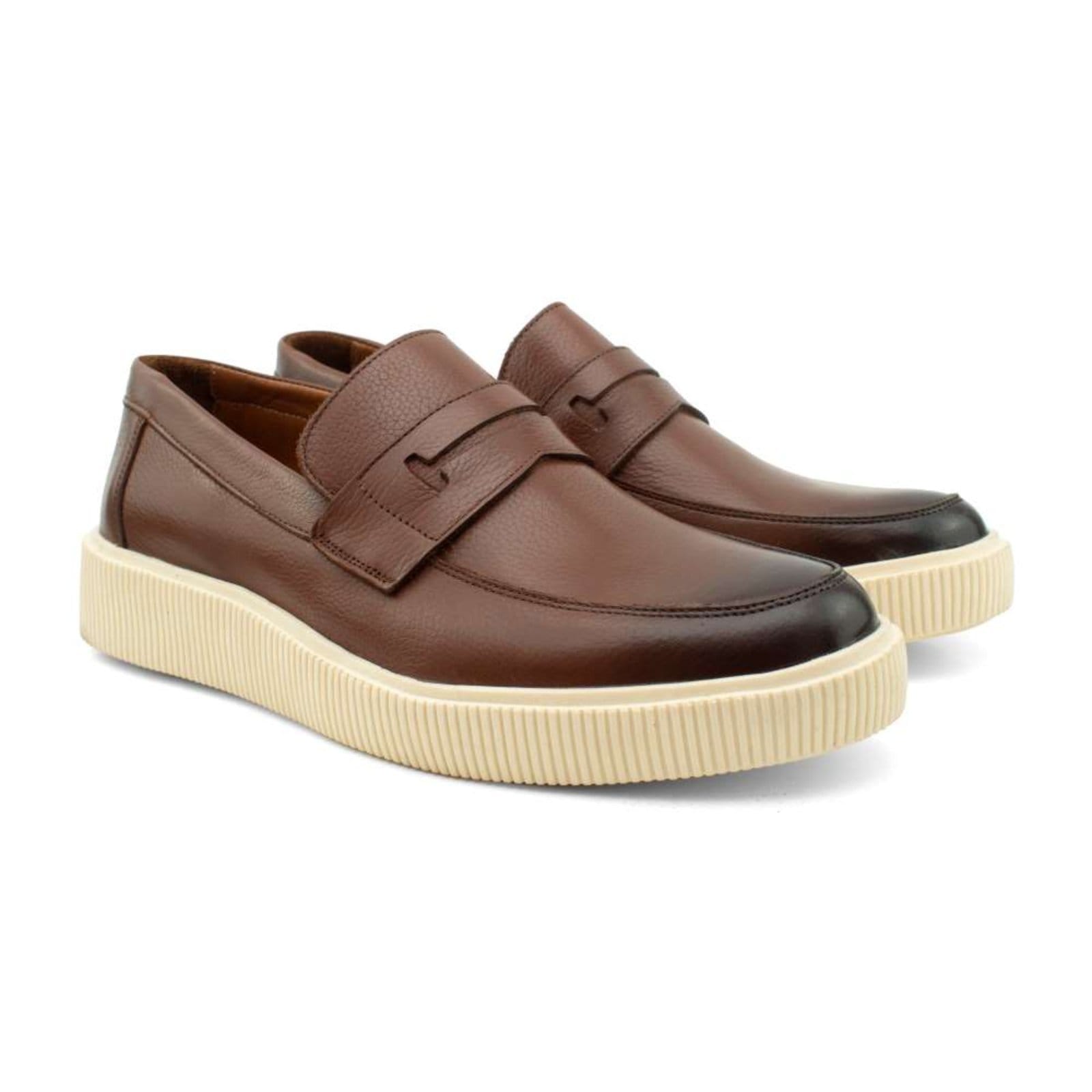 Vista principal Sapato Masculino Casual Veritimo Em Couro Sapatenis Esporte Fino Slip On Tenência Whisky Anna Andrade marrom