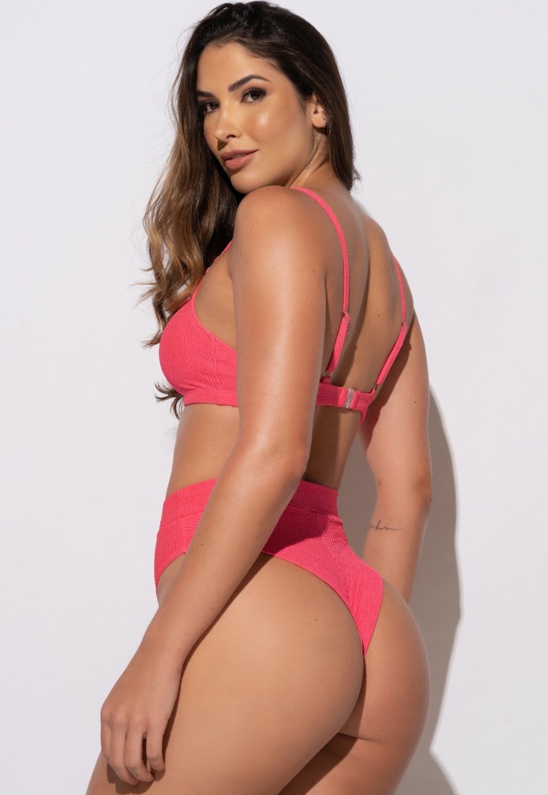 Vista 2 Biquíni Top Bojo Hot Pants Fio Duplo Textura Mvb Modas rosa