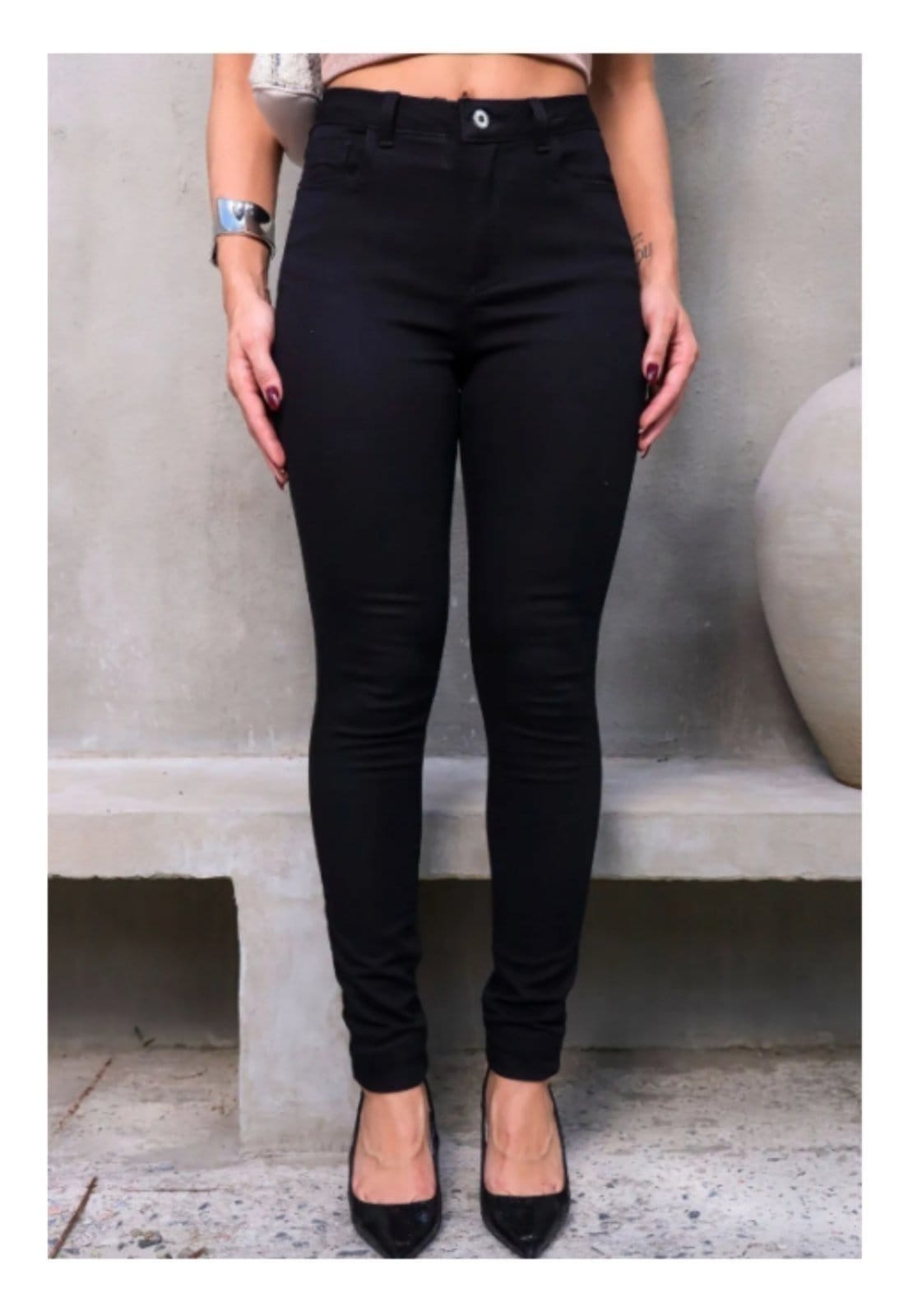 Calça Crawling Sarja Preta Skinny Feminina