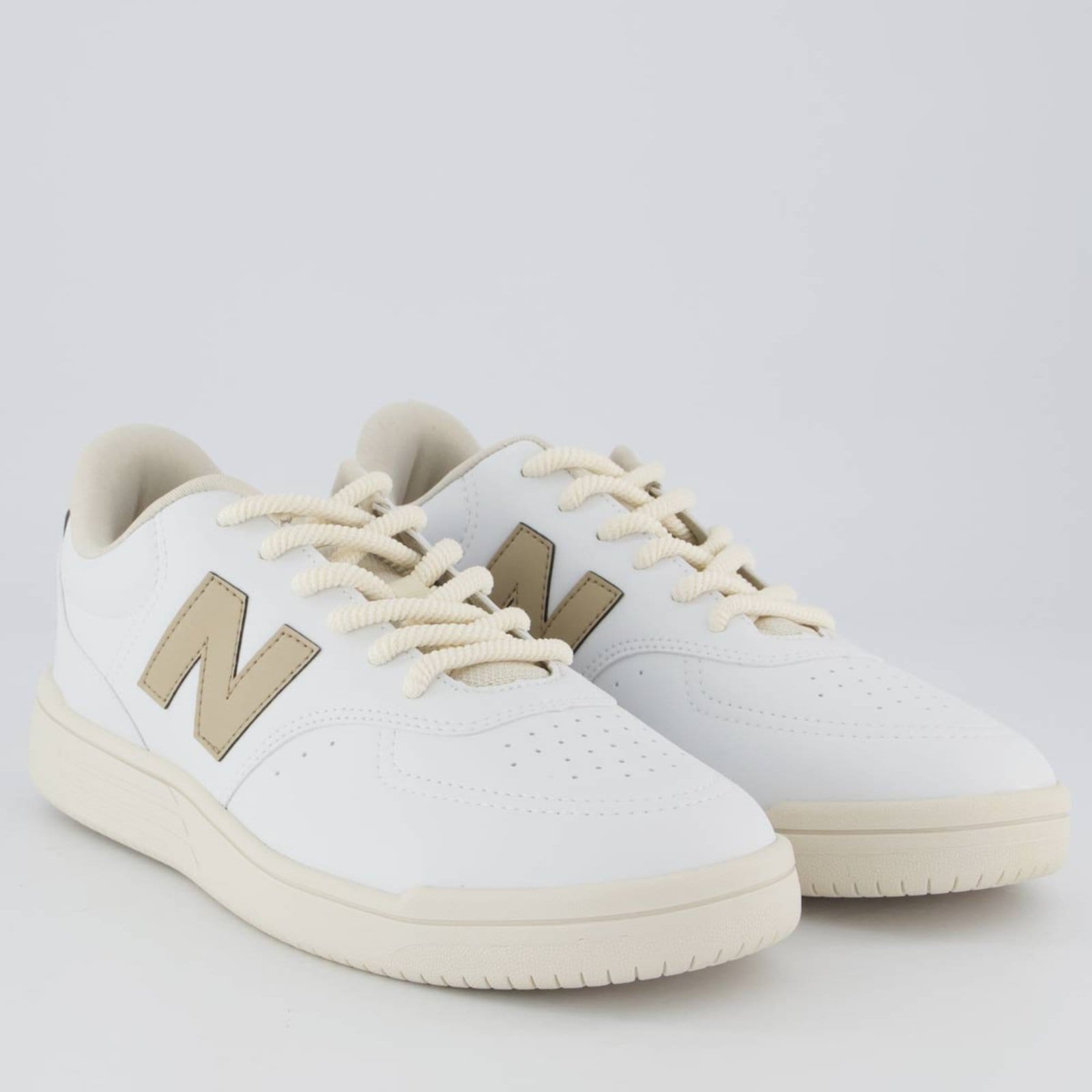 Vista 2 Tênis New Balance BB80 e Marrom New Balance branco