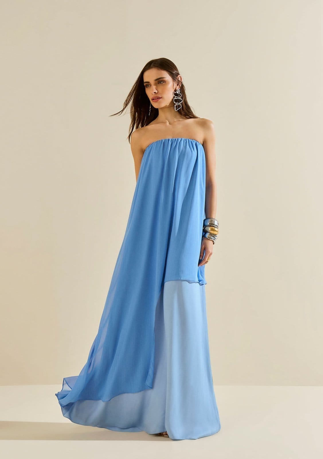 Vista principal Vestido Morena Rosa Solto Decote Reto Sem Manga Longo Azul Morena Rosa azul rosa