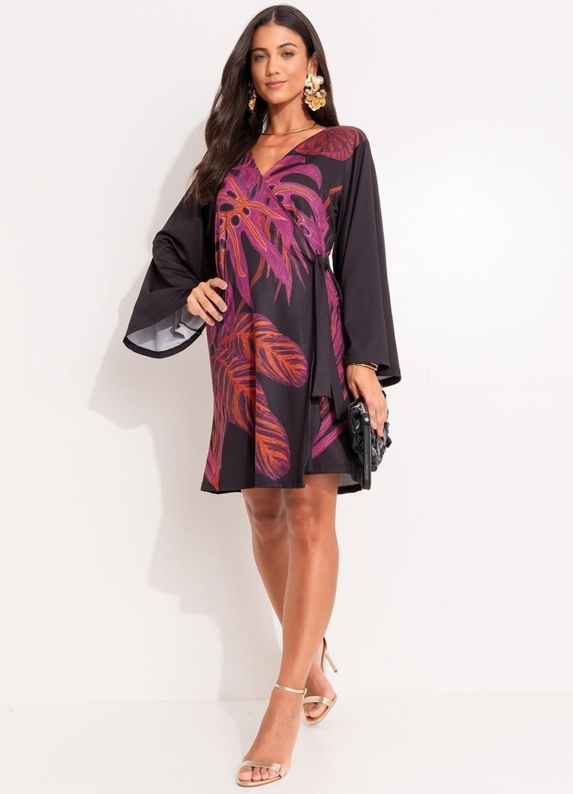 Vista principal Vestido Malha Fria Folhagens Bordada Localizada Colorido Quintess preto