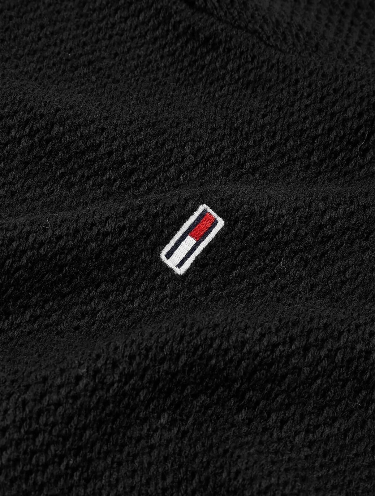 Vista 2 Suéter Tommy Jeans Masculino C-Neck Regular Structured Sweater Tommy Jeans preto