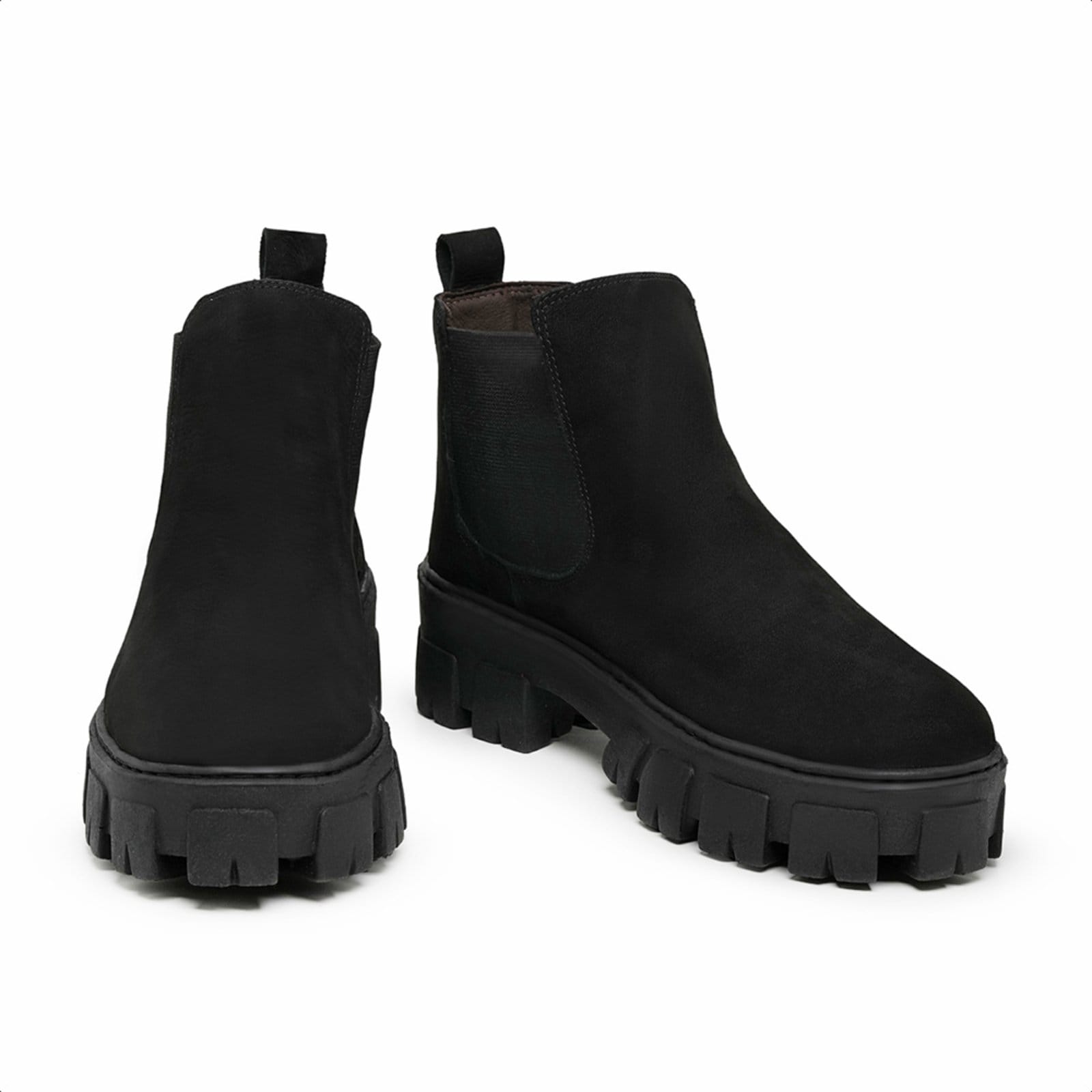 Vista 2 Bota Chelsea Masculina em Couro Preto Nobuck e Sola Tratorada 24788 Malbork marrom