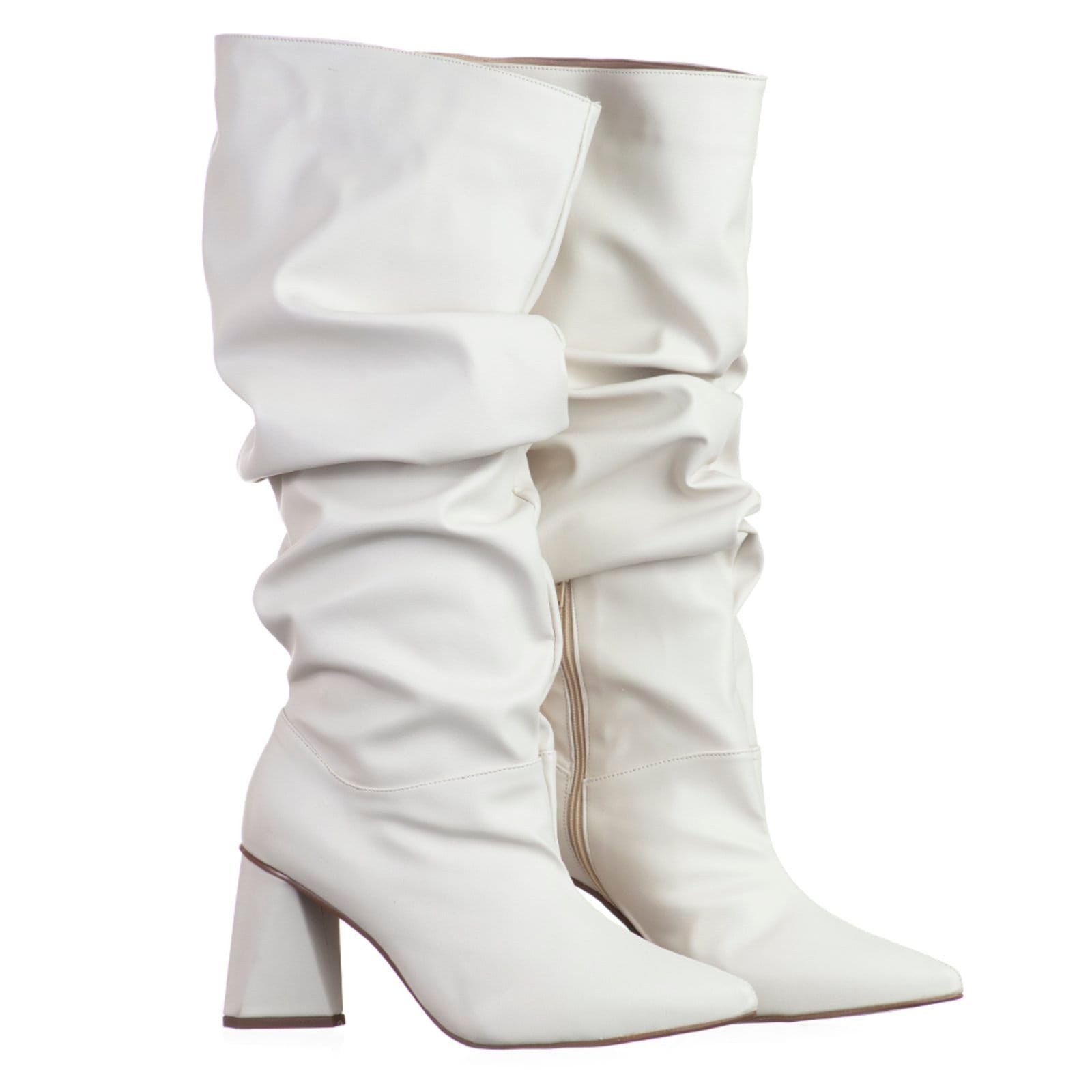 Vista principal Bota Feminina Slouchy Salto Médio Triangular 23021 Napa Off White OFFWHITE Flor da Pele bege white