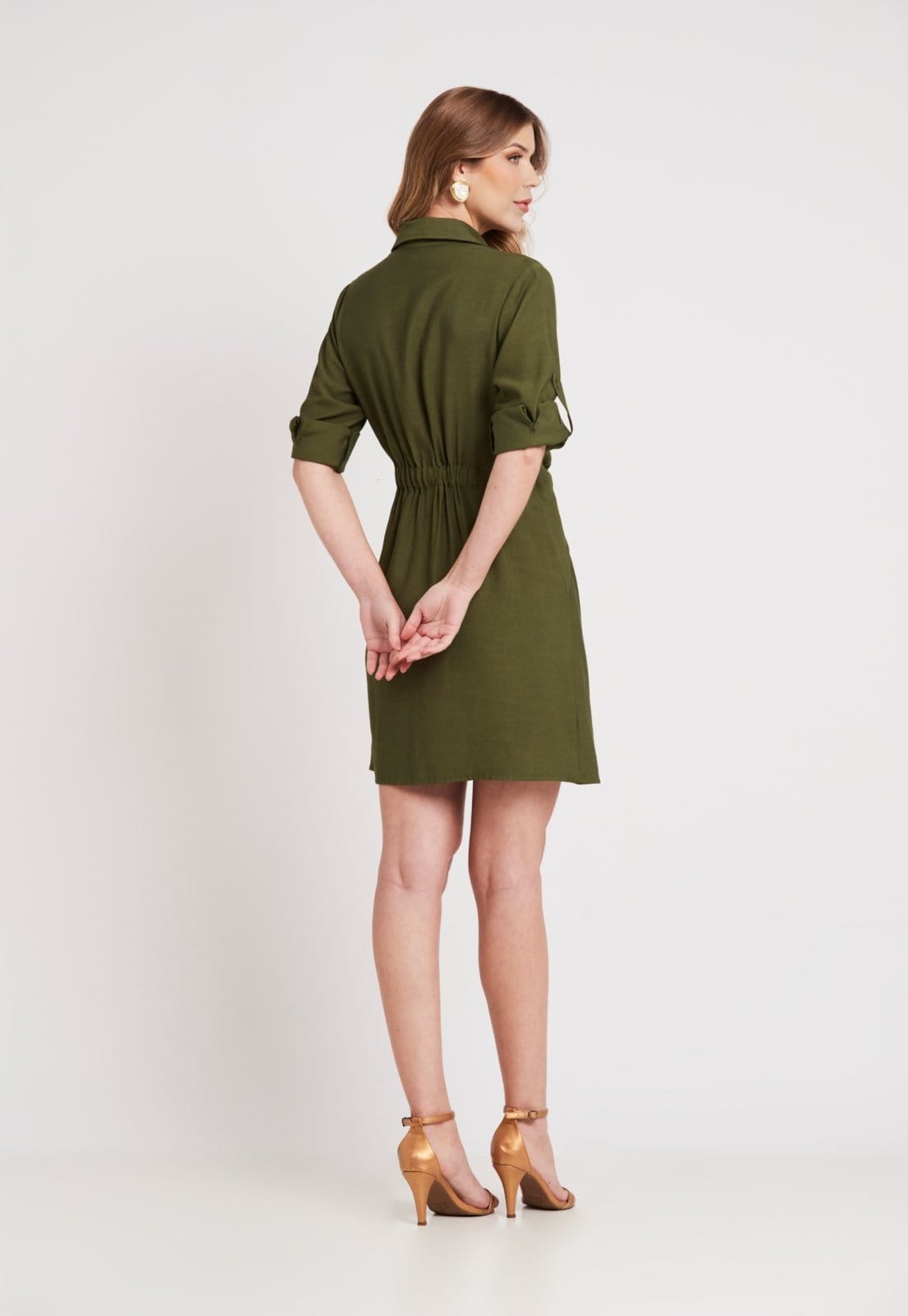 Vista 2 Vestido Chemise Miss Joy 8337 Manga 7/8 Martingale MISS BY JOY verde militar