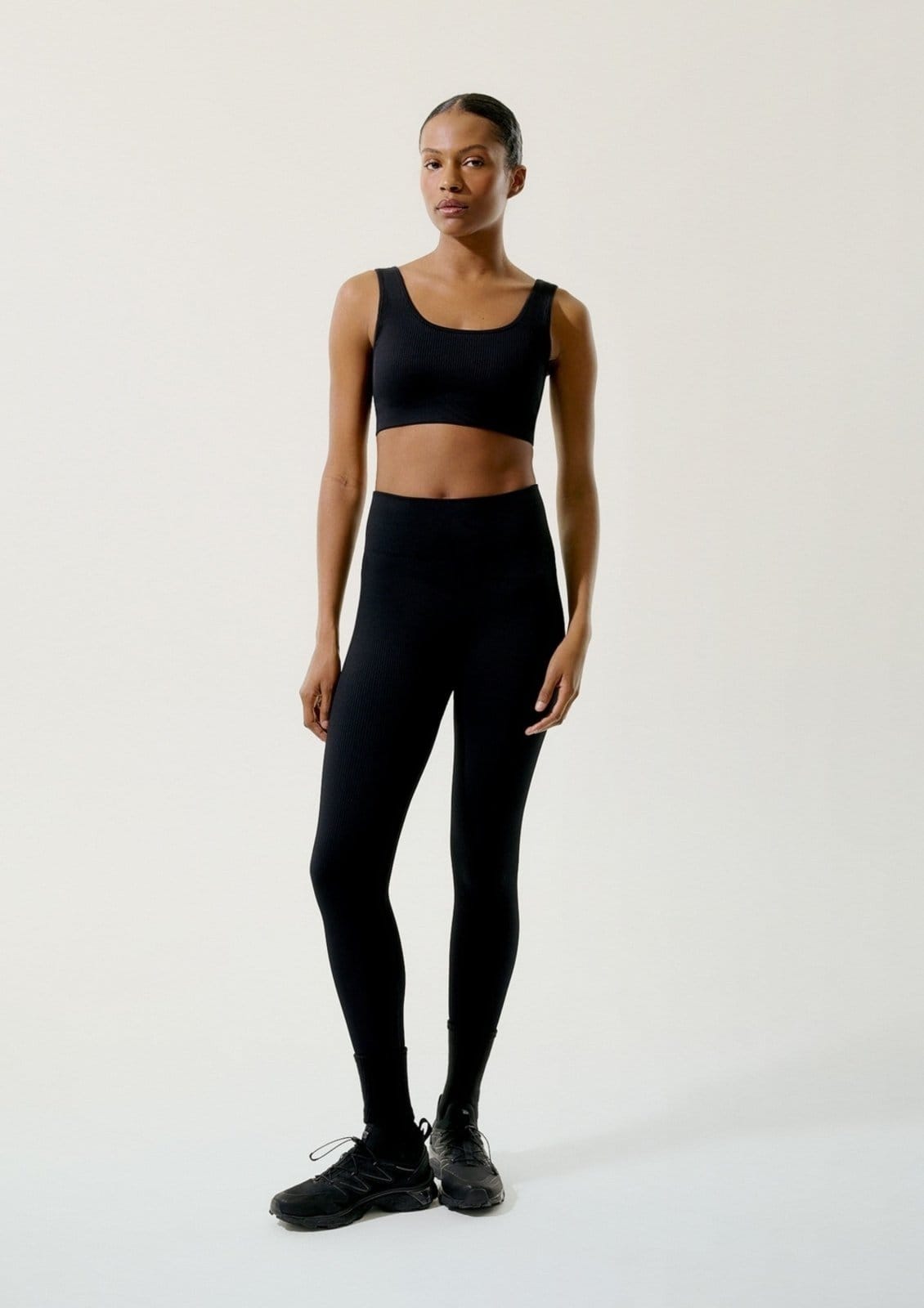 Vista principal Calça Legging Feminina Canelada Sem Costura Hering preto