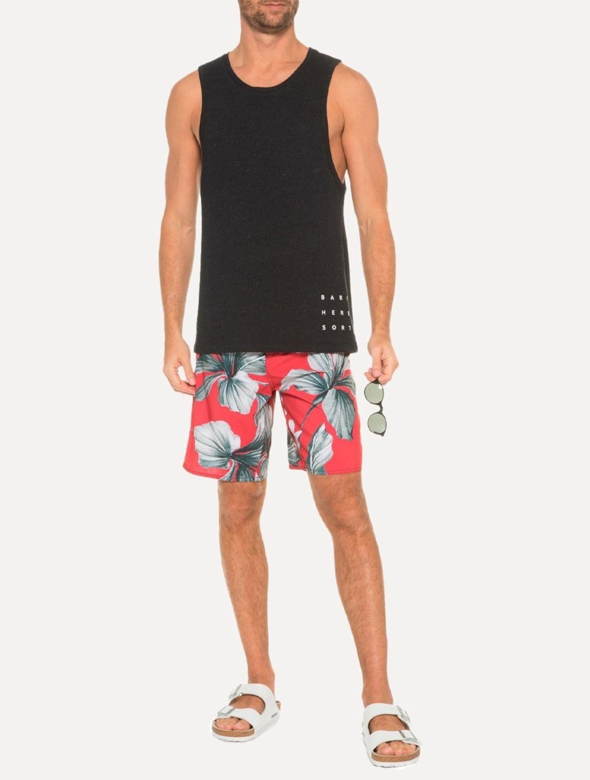 Vista principal Bermuda Osklen Masculina D Água Surf Fleur Vermelha Osklen incolor