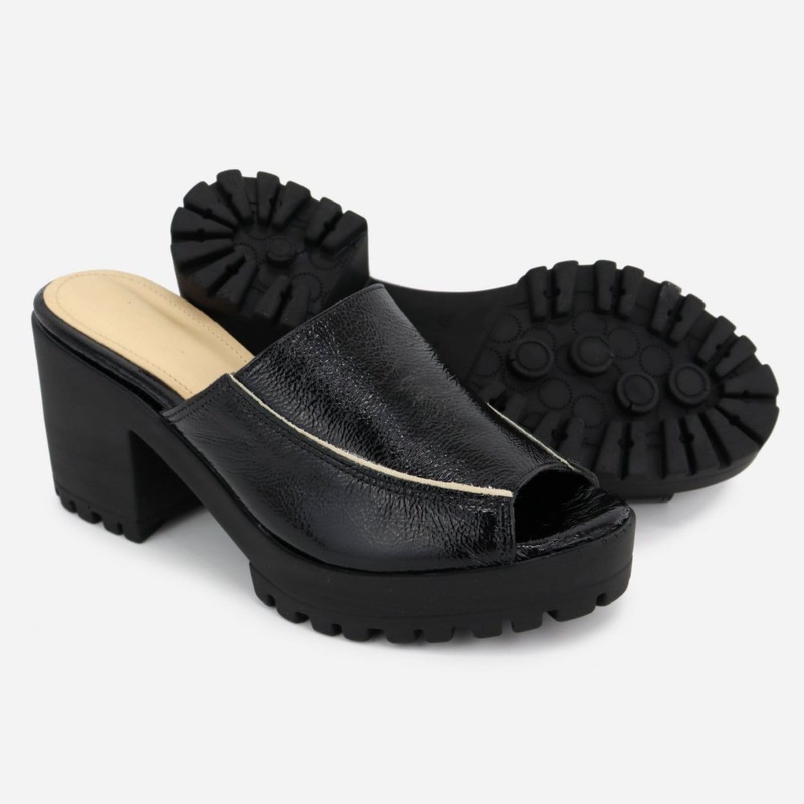 Vista 2 Tamanco Feminino Tratorada Couro Maria Paula Calce Fácil Preto MARIA PAULA bege