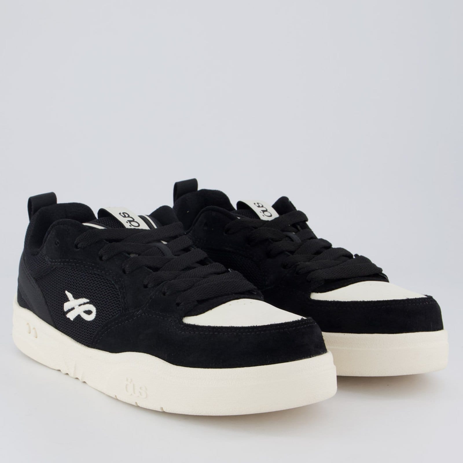 Vista 2 Tênis OUS Essencial Fluente Chantilly e Branco ÖUS preto