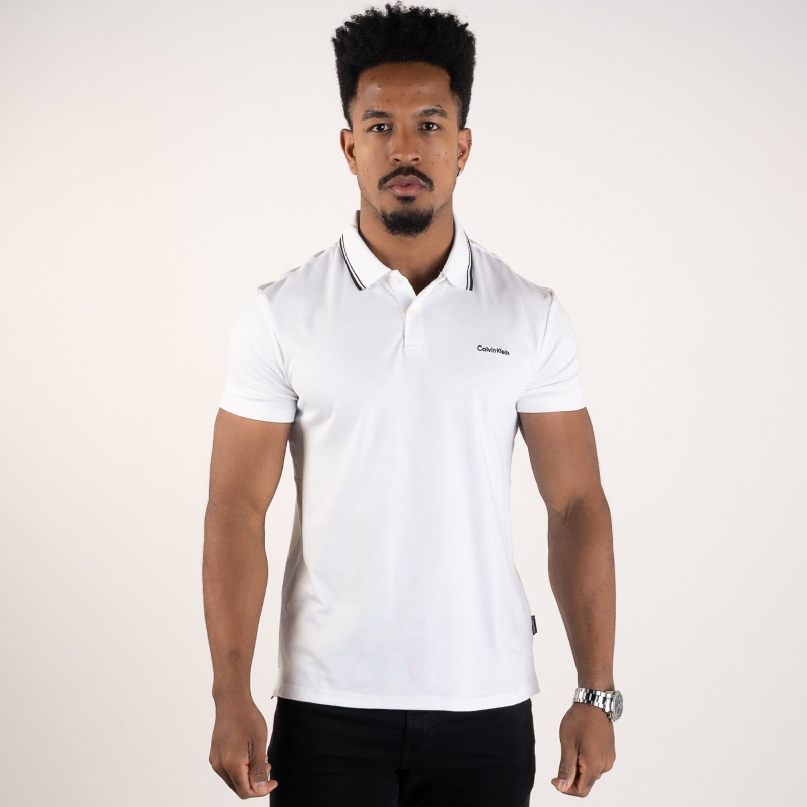 Vista principal Camisa Polo Calvin Klein Liquid Touch Frisos Branca Calvin Klein branco