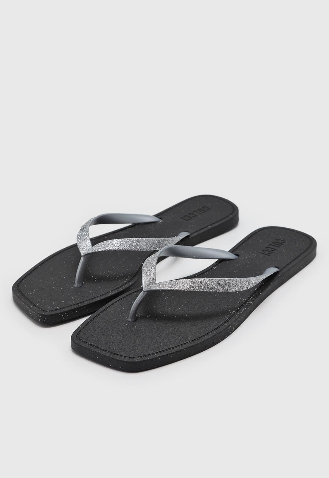 Vista 2 Chinelo Dedo Feminino Colcci Glitter Prateado Colcci preto