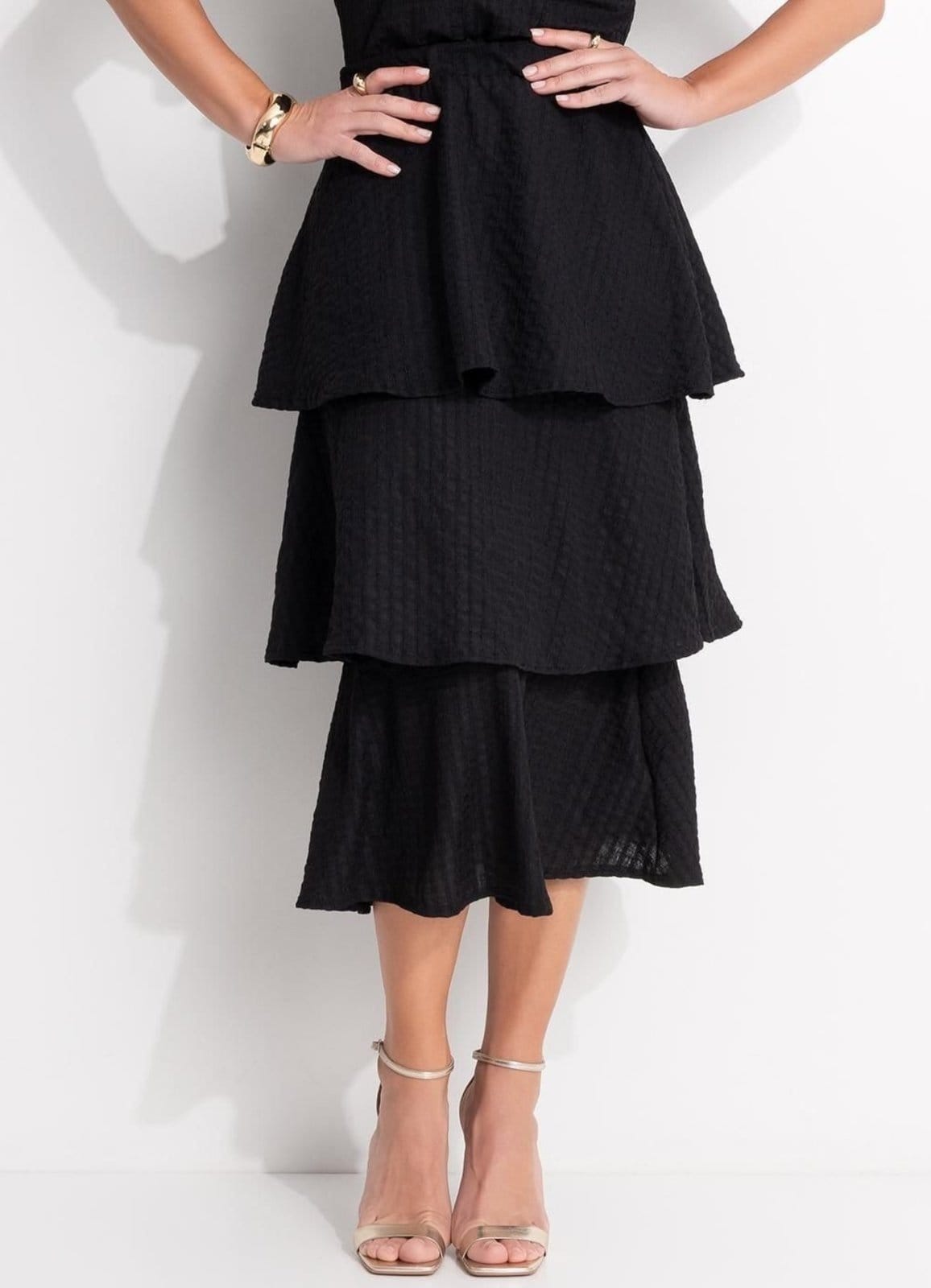 Vista principal Saia Em Malha Canelada Texturizada Preta Quintess preto