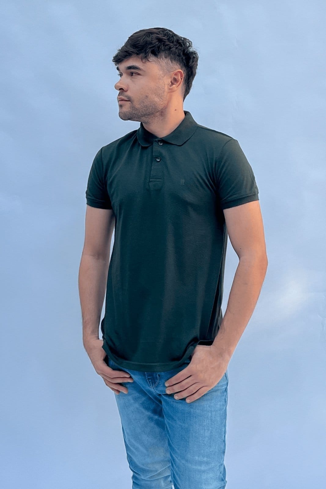 Vista 2 Polo Masculina Piquet Básica Com Botões Polo Wear Escuro Polo Wear verde