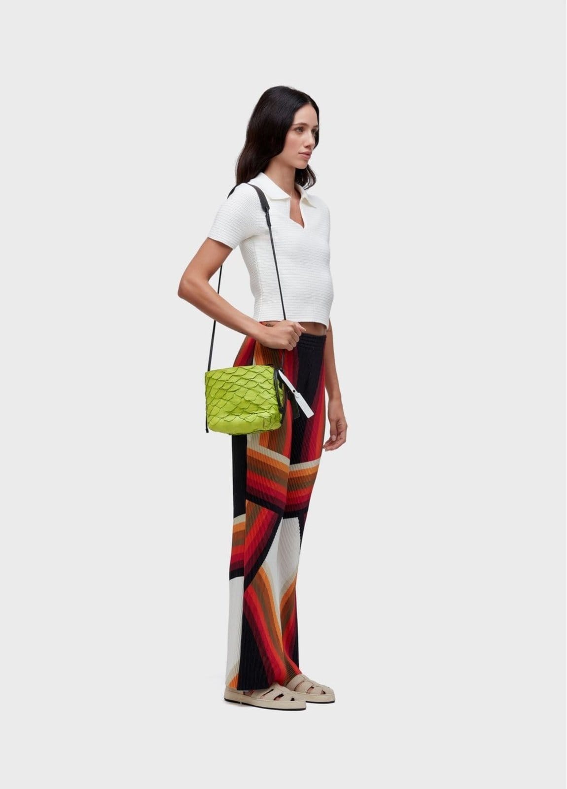 Vista principal Calça reta plisse onda Osklen preto