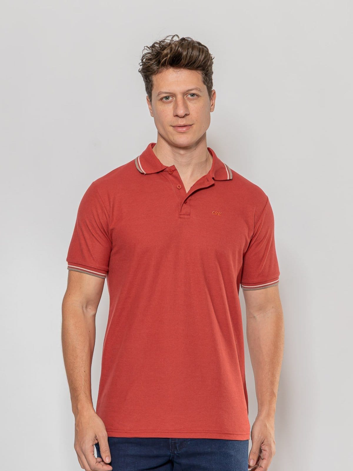 Vista 2 Kit 3 Camisas Polo Masculina Básicas Crocker Preta, Areia e Terracota - 50727 Crocker multicolorido