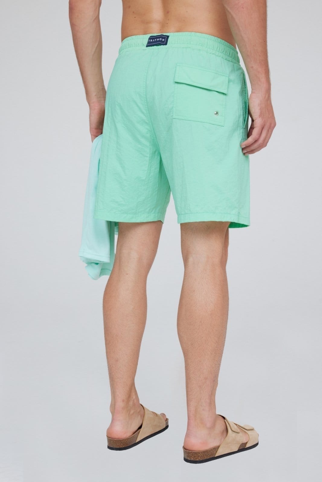 Vista 2 Bermuda Banho Traymon Elástico E Cordão Claro Traymon verde