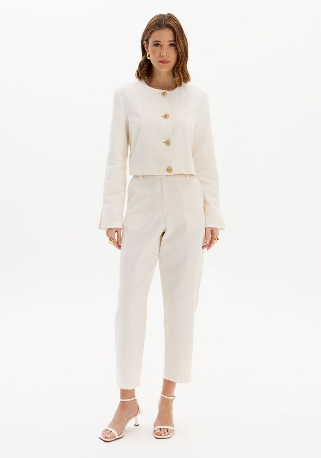 Vista principal Calça Carrot Texturizada Cintura Alta Lança Perfume branco