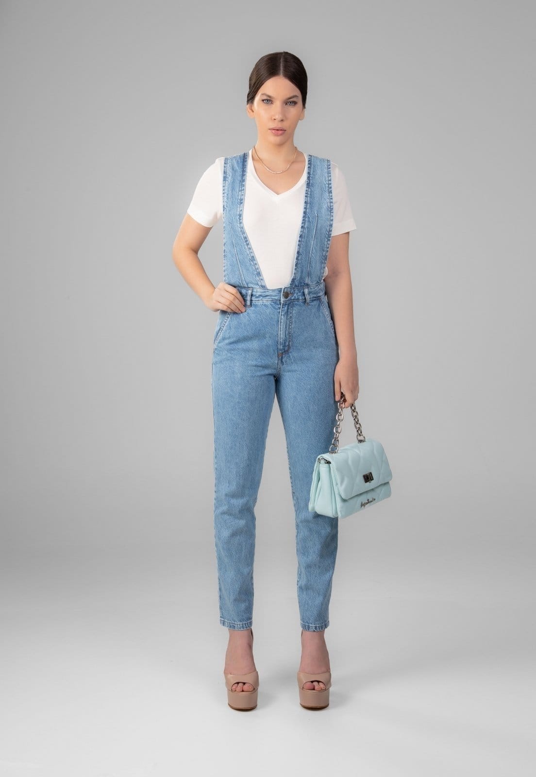 Vista 2 Macacão Traymon Jeans Cintura Alta Claro Traymon azul