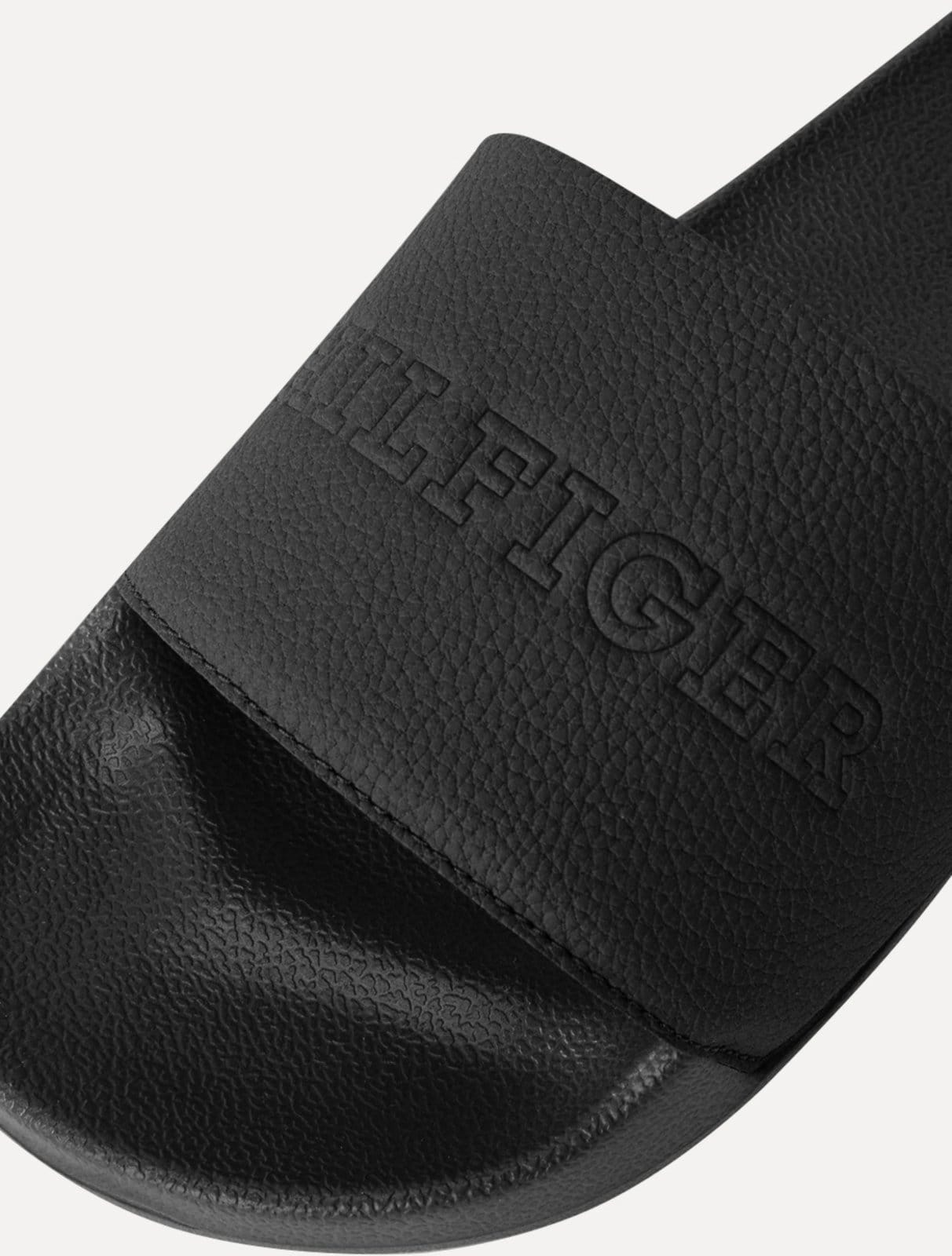 Vista 2 Chinelo Tommy Hilfiger Tumble Pool Slide Tommy Hilfiger preto