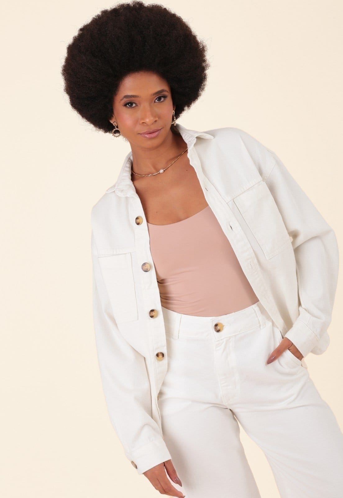 Vista 2 Camisa Overshirt Pop Me Em Sarja Manga Longa Off-White Pop Me off-white white